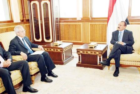 رئيس الجمهورية اثناء لقائه سفير جمهورية إيطاليا أمس